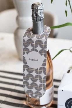 ZUSSS Versiering & Inpakken*4 flessenhangers color multi