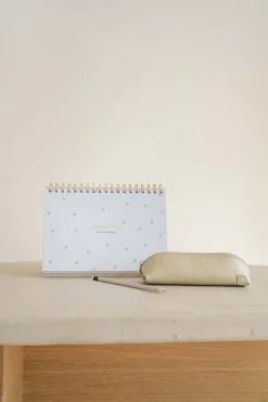 ZUSSS Planners*familieplanner pluk de dag wit/goud