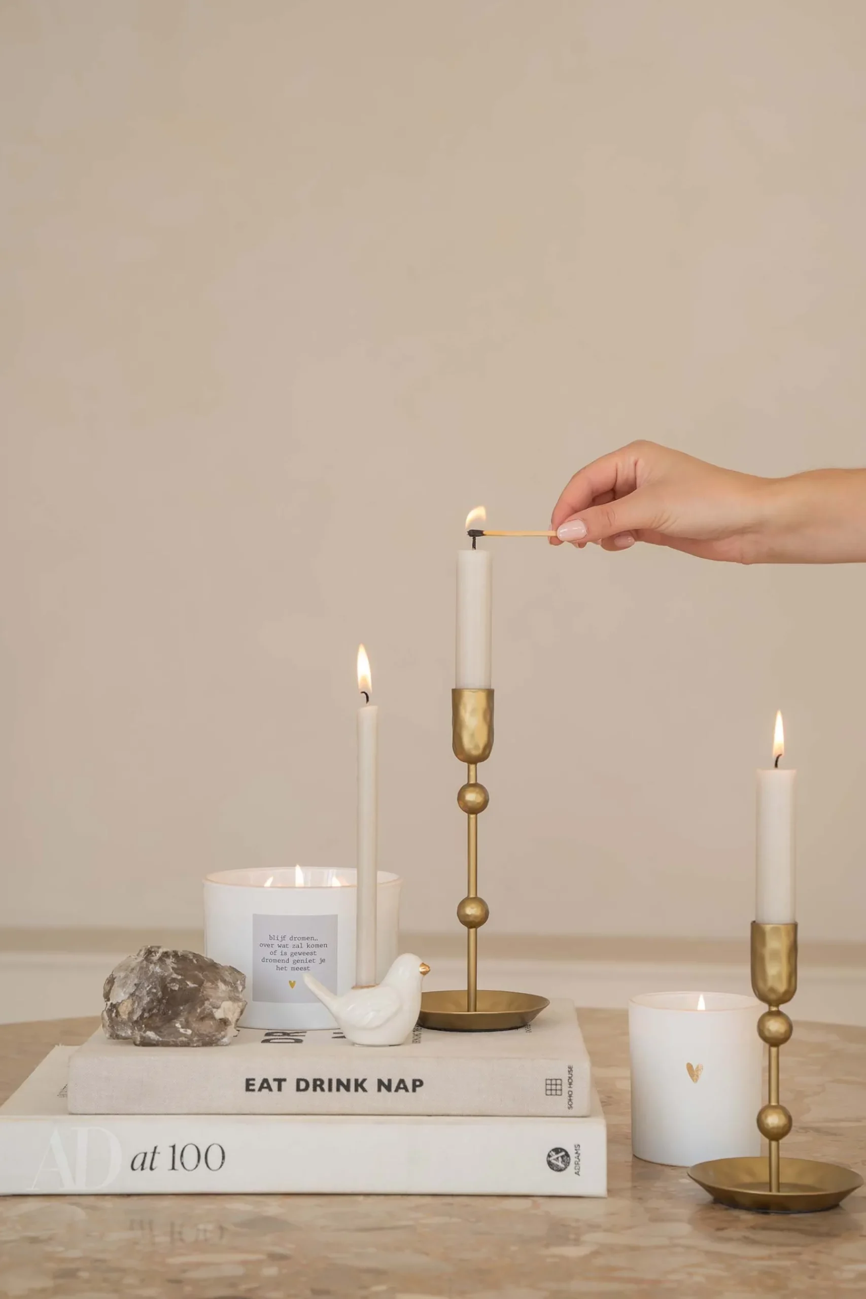 ZUSSS Geurkaarsen*geurkaars in doosje lievelings hartje wit/goud