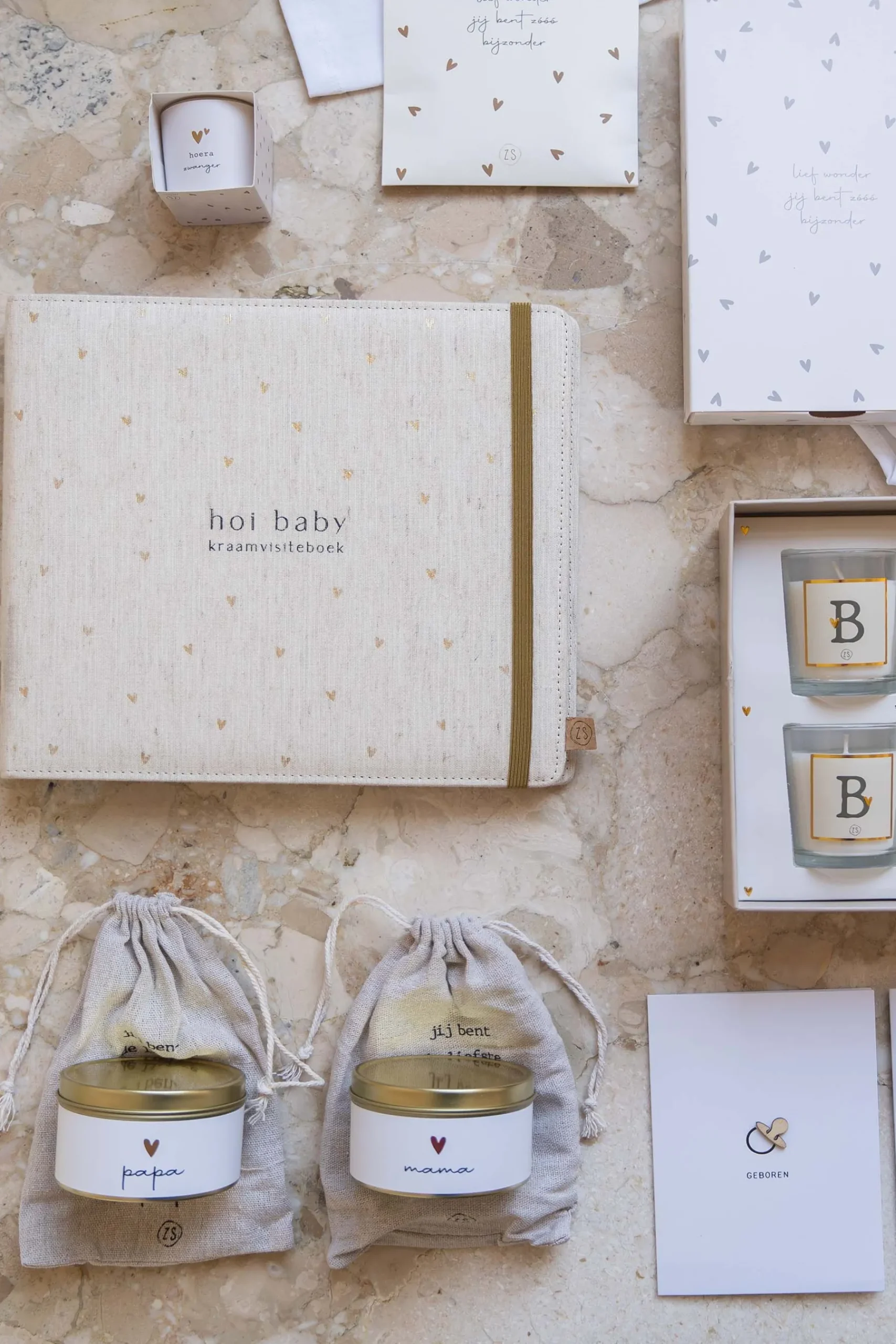 ZUSSS Geurkaarsen*geurkaars in katoenen zakje papa wit