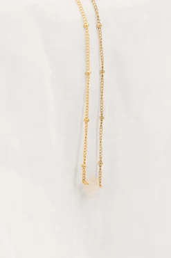 ZUSSS Kettingen*ketting met bloemsteentje /goud creme