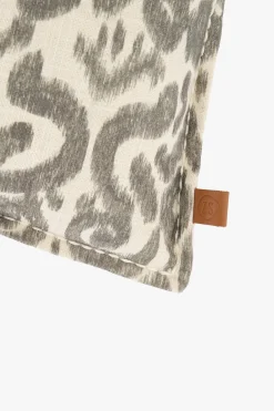 ZUSSS Kussens*kussen ornament print en madeliefje 50x30cm antraciet/ecru