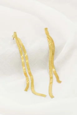 ZUSSS Oorbellen*lange oorbel met visgraat structuur goud