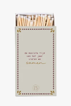 ZUSSS Kaarsen*lucifers lang vieren we samen zand