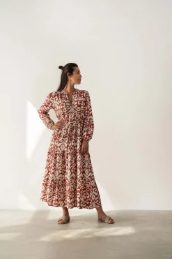 ZUSSS Jurkjes & Rokken*maxi jurk ornamentprint cacaobruin/zand