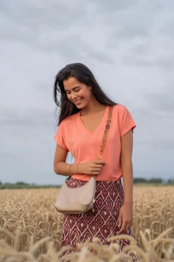 ZUSSS Schoudertassen & Handtassen*schoudertasje met hornen hengsel goud