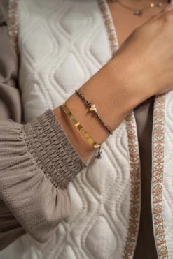 ZUSSS Armbandjes*touwarmbandje met hartje saliegroen/goud