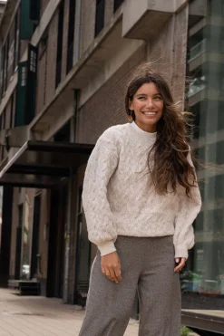 ZUSSS Truien*trui met structuur creme