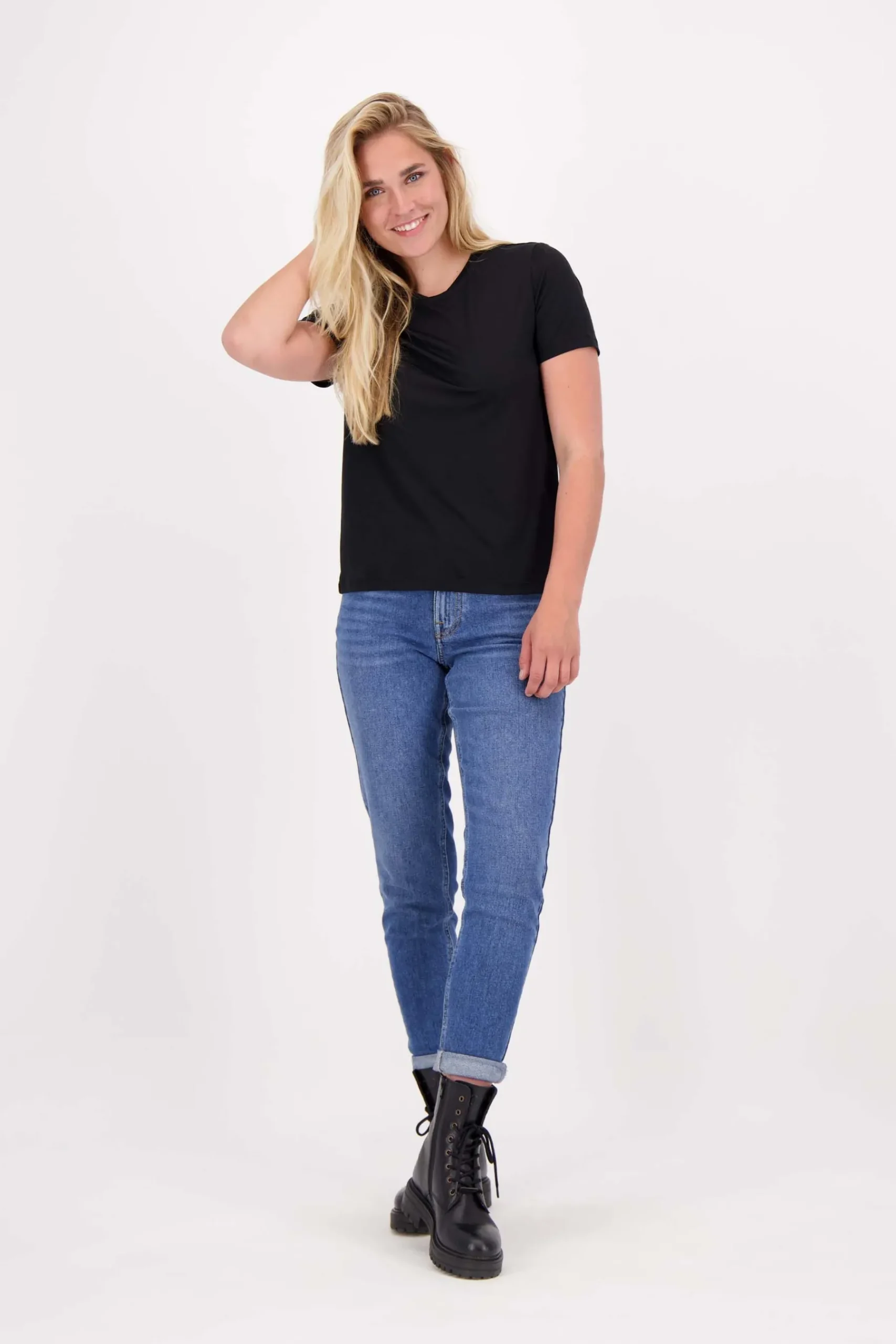 ZUSSS Tops*t-shirt met ronde hals zwart